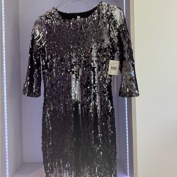 BB Dakota Black Ombré Sequin Mini Dress NWT - Picture 2 of 6